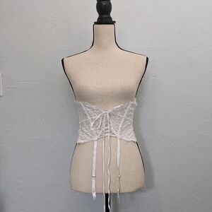 White lace garter belt